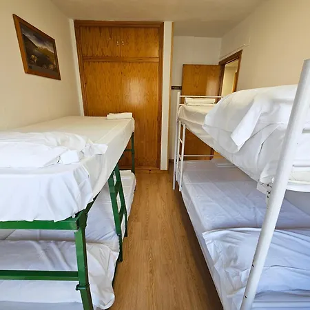 Apartment 3000 *